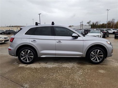 Used 2023 Audi Q5 2.0T Premium Plus w/ Premium Plus Package image 8