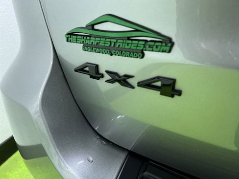 Used 2020 Jeep Grand Cherokee Altitude AWD/4WD image 12