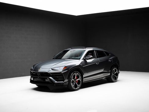 Used 2019 Lamborghini Urus AWD/4WD image 4