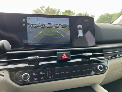 New 2026 Kia Sportage EX w/ EX Panoramic Sunroof Package image 27