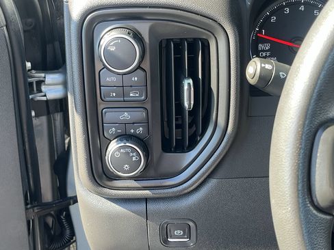 Used 2023 Chevrolet Silverado 1500 Custom AWD/4WD image 16