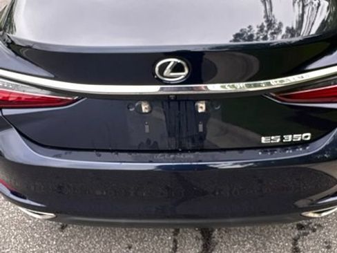 Used 2024 Lexus ES 350 w/ Premium Package FWD image 12