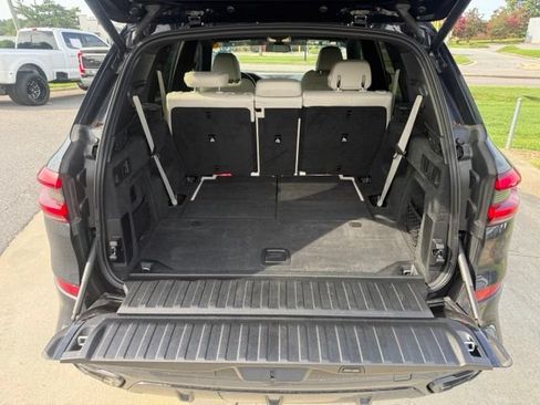 Used 2021 BMW X5 xDrive40i w/ M Sport Package AWD/4WD image 14