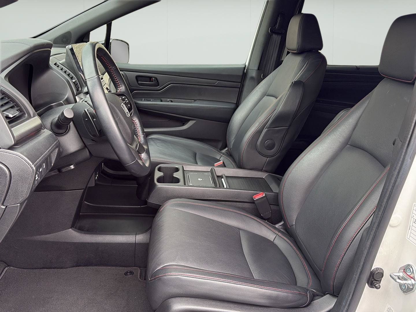 Used 2025 Honda Odyssey Sport-L image 12