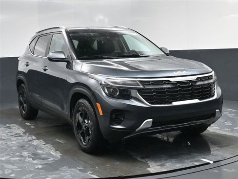 New 2026 Kia Seltos EX image 16