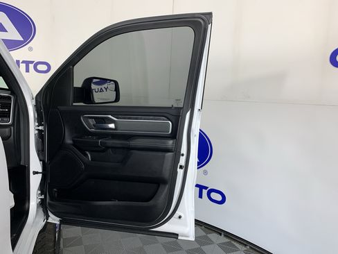 Used 2023 RAM 1500 Big Horn AWD/4WD image 36