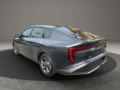 Used 2025 Kia K4 image 7