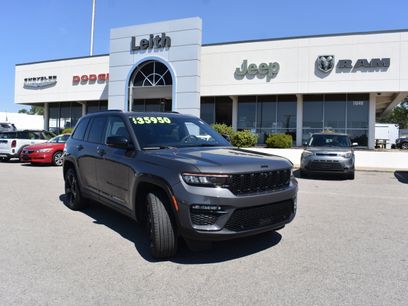 Used 2024 Jeep Grand Cherokee Limited w/ Luxury Tech Group II