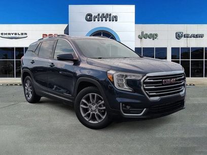 Used 2022 GMC Terrain SLT