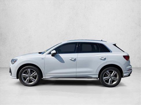 Certified 2023 Audi Q3 2.0T Premium w/ Convenience Package AWD/4WD image 7