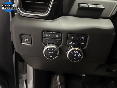 Used 2024 GMC Sierra 2500 Denali Ultimate image 15