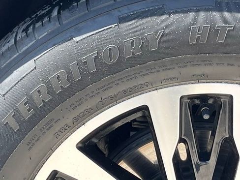 Used 2025 Ford Expedition Platinum AWD/4WD image 7