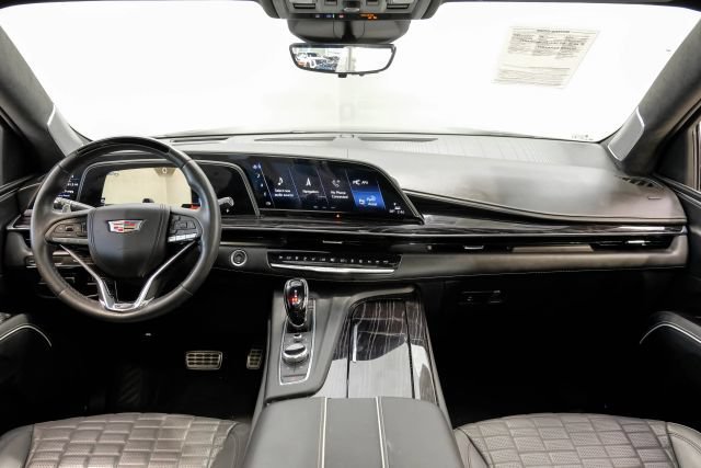 Used 2023 Cadillac Escalade V AWD/4WD image 21