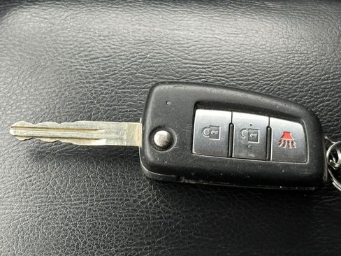 Used 2016 Nissan Rogue S w/ Appearance Package image 14