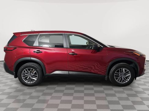 Used 2023 Nissan Rogue S FWD image 9