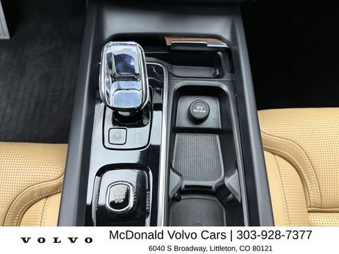 Certified 2023 Volvo XC60 B5 Ultimate w/ Climate Package AWD/4WD image 20
