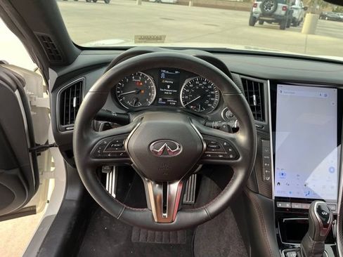 Used 2022 INFINITI Q60 Red Sport 400 w/ Proactive Package RWD image 9