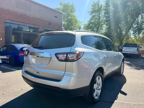 Used 2016 Chevrolet Traverse LT w/ Style and Technology Package AWD/4WD image 5