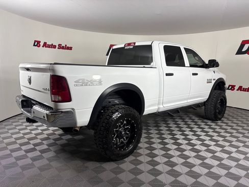 Used 2017 RAM 2500 Tradesman w/ Chrome Appearance Group AWD/4WD image 7