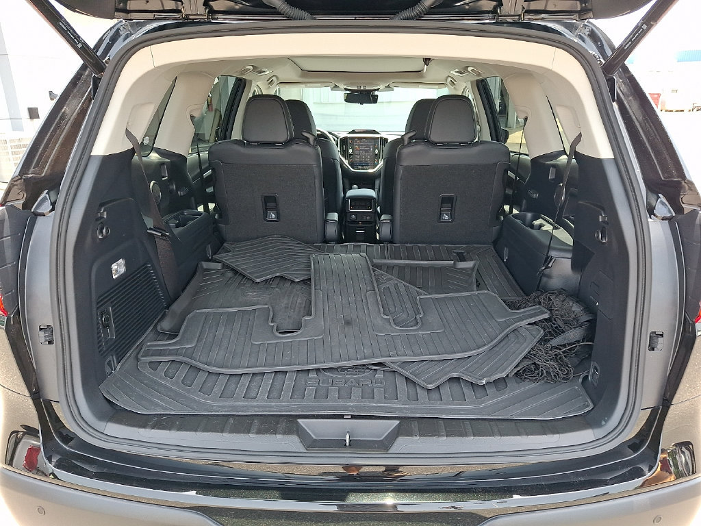 Used 2024 Subaru Ascent Touring AWD/4WD image 32