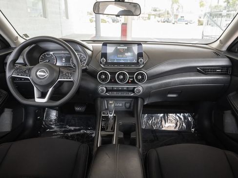 Used 2024 Nissan Sentra SV FWD image 21
