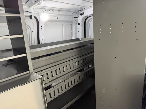 Used 2020 Ford Transit Connect XL FWD image 27
