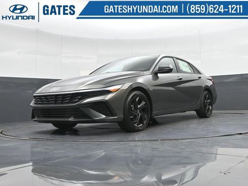 New 2026 Hyundai Elantra Sport FWD image 35