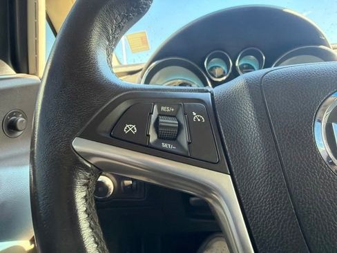 Used 2013 Buick Verano FWD image 31