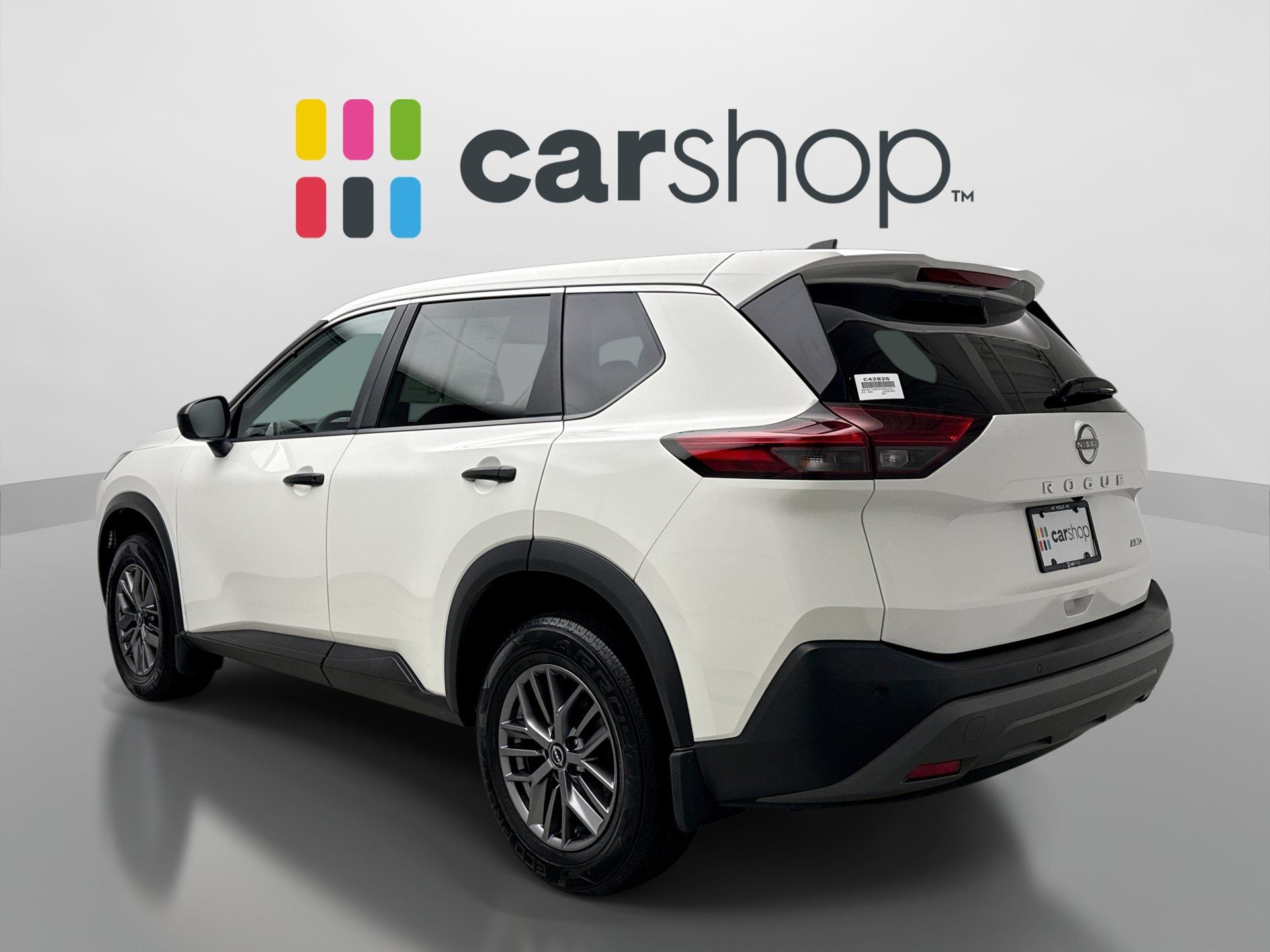 Used 2023 Nissan Rogue S AWD/4WD image 3