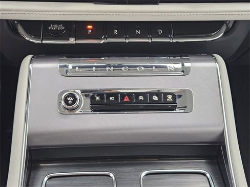 New 2026 Lincoln Aviator Premiere image 18