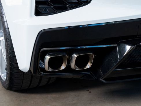 Used 2023 Chevrolet Corvette Stingray Preferred Conv w/ Battery Protection Package RWD image 18