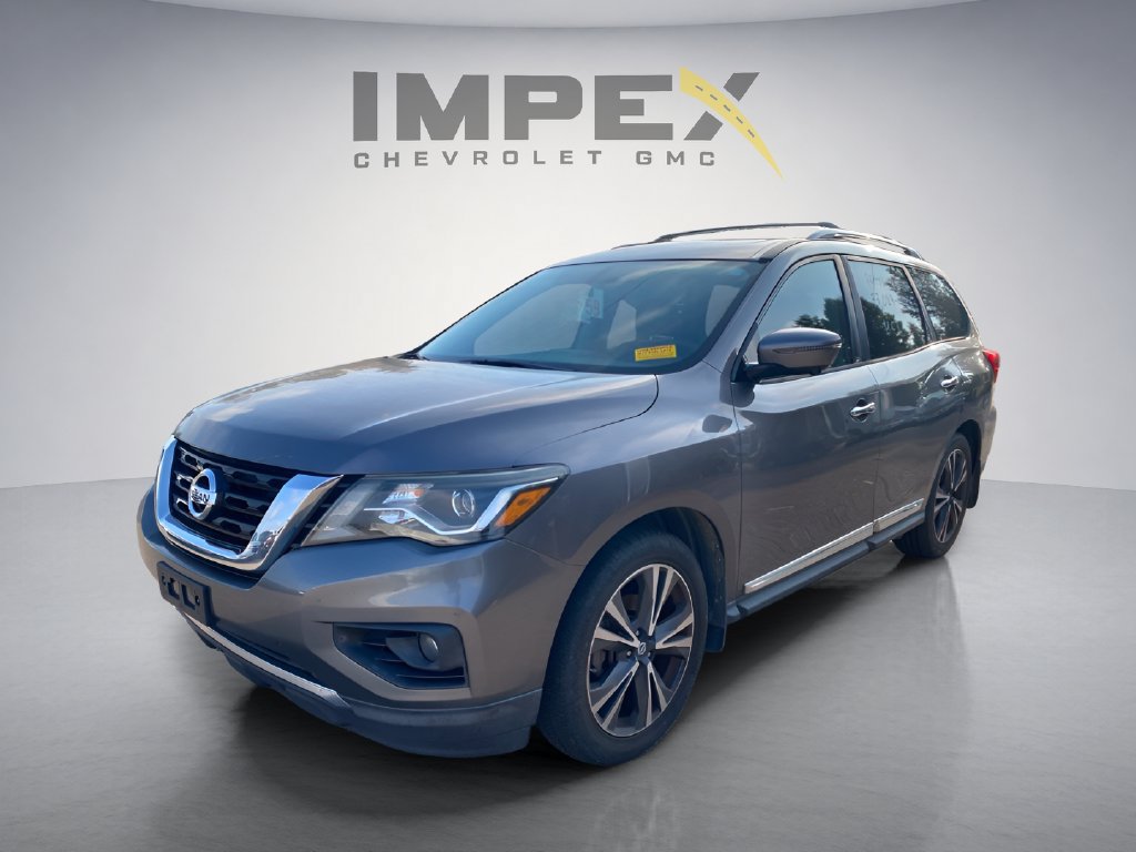 Used 2017 Nissan Pathfinder Platinum FWD image 1