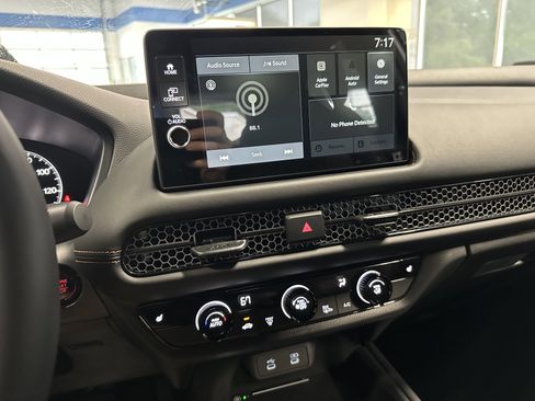 New 2026 Honda HR-V LX image 11