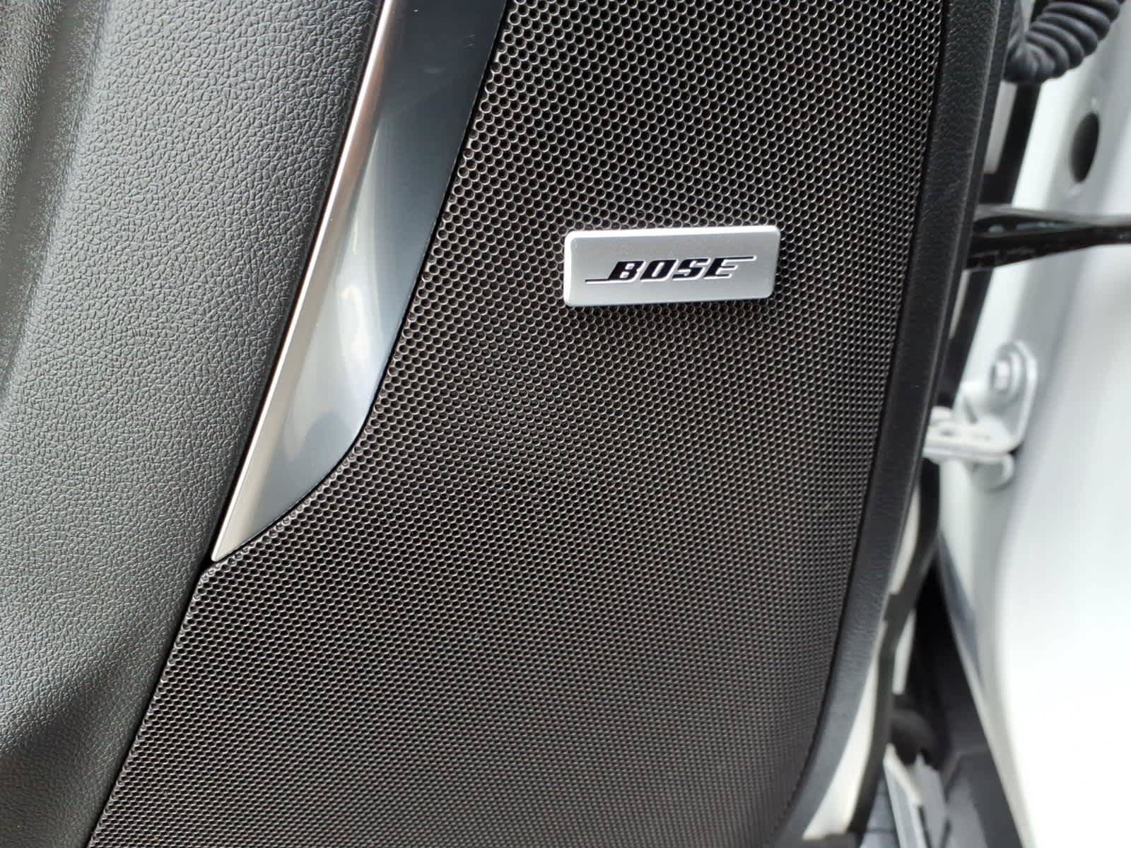 Used 2024 GMC Yukon AT4 w/ AT4 Premium Plus Package AWD/4WD image 16