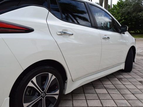 Used 2022 Nissan Leaf SV image 24