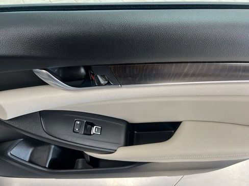 Used 2020 Honda Accord EX-L image 15