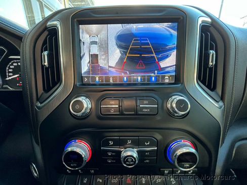 Used 2022 GMC Sierra 2500 Denali image 27