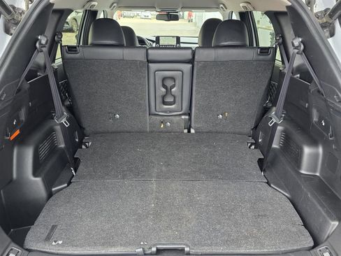 Used 2024 Mitsubishi Outlander SEL image 13