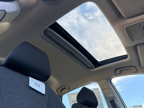 New 2026 Honda Accord SE image 18