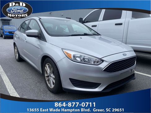 Used 2018 Ford Focus SE image 1