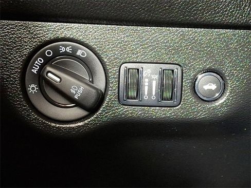 Used 2023 Dodge Challenger SXT w/ Blacktop Package image 25