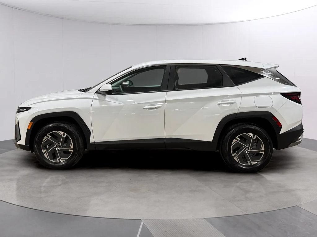 Certified 2026 Hyundai Tucson Blue SE AWD/4WD image 6