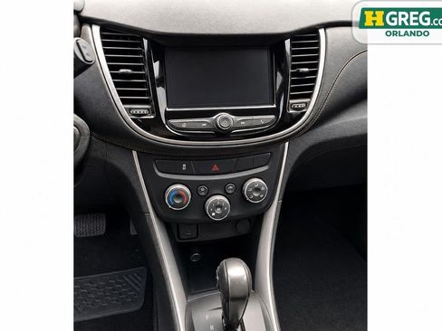 Used 2019 Chevrolet Trax LS FWD image 14