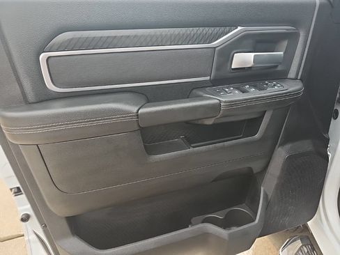 Certified 2026 RAM 2500 Big Horn AWD/4WD image 17