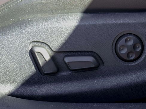 Used 2018 Audi A3 2.0T Premium Plus image 39