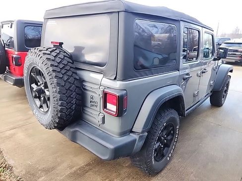 Used 2021 Jeep Wrangler Unlimited Sport image 6