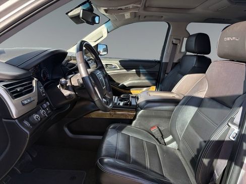 Used 2017 GMC Yukon XL Denali w/ Open Road Package image 9