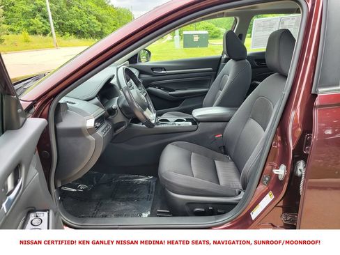 Certified 2023 Nissan Altima 2.5 SV w/ SV Premium Package FWD image 38