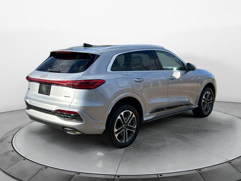 New 2025 Audi Q5 Premium image 7