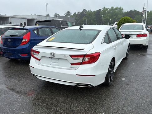 Used 2022 Honda Accord Sport image 8